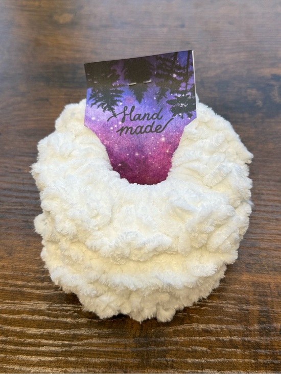 Handmade Accessories - Plush Cream Velvet Scrunchie Set - Soft Textured Hair Accessory